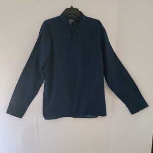 VAN HEUSEN "NEVER TUCK" LONG SLEEVE -BLUE --XXL/TTG/XXG-- NECK SIZE 18 - 18.5''